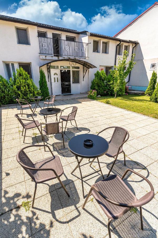 B&B Duo Caffe Baneasa Bucareste Exterior foto